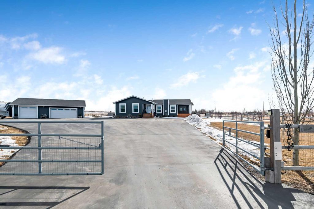Photo of 80089 264 Avenue E, Rural Foothills County, AB T0L 0X0 (MLS # A2289089)