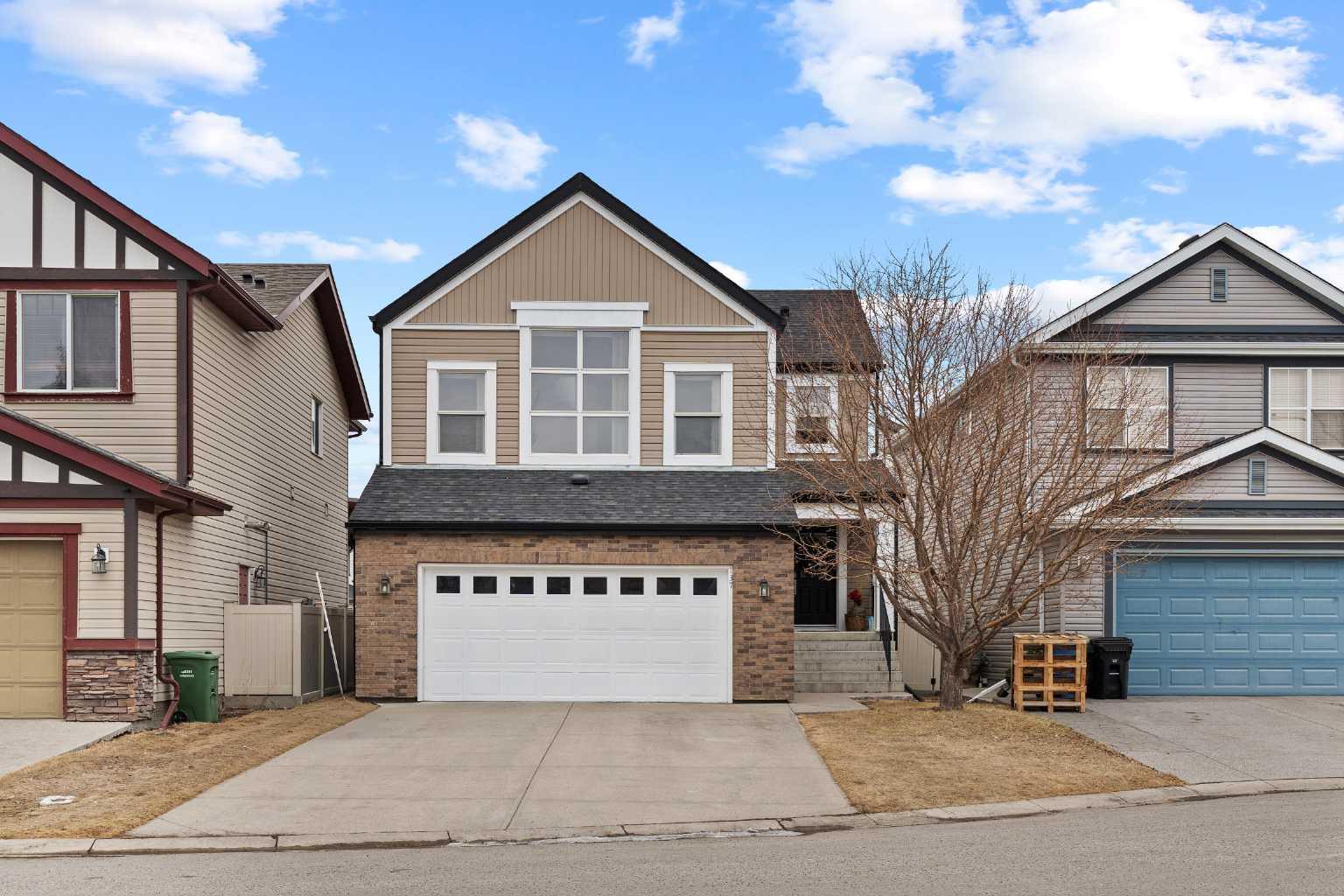 137 Copperleaf Bay SE