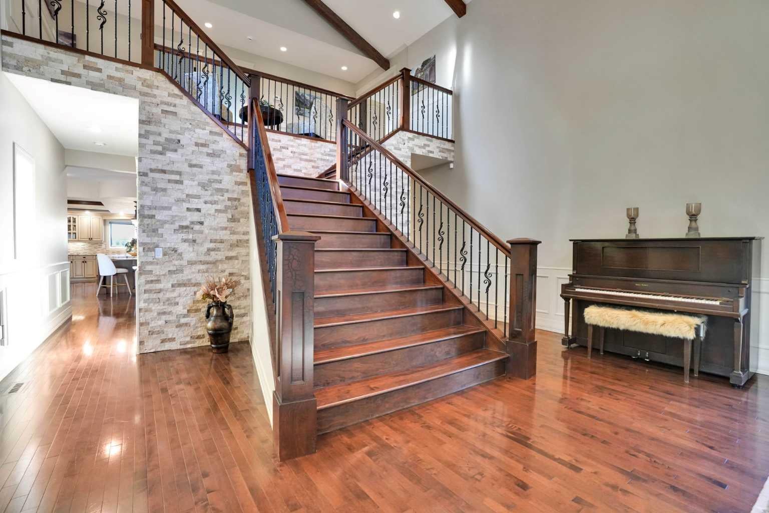 39 Idlewild Estates