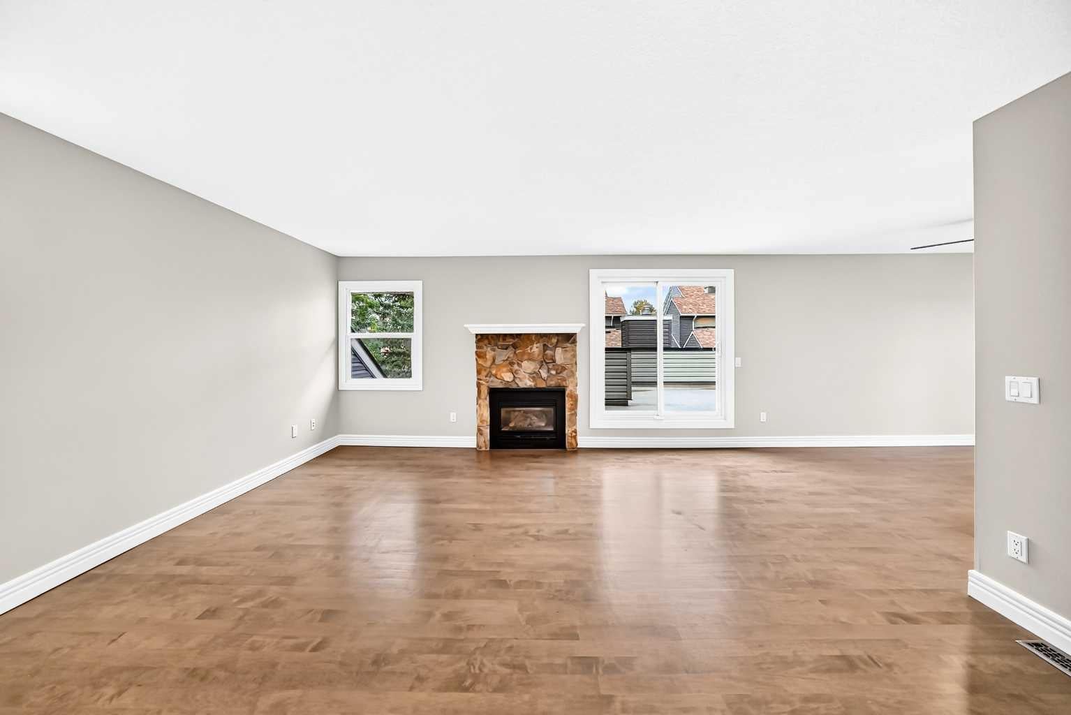 33 Glamis Green SW 225