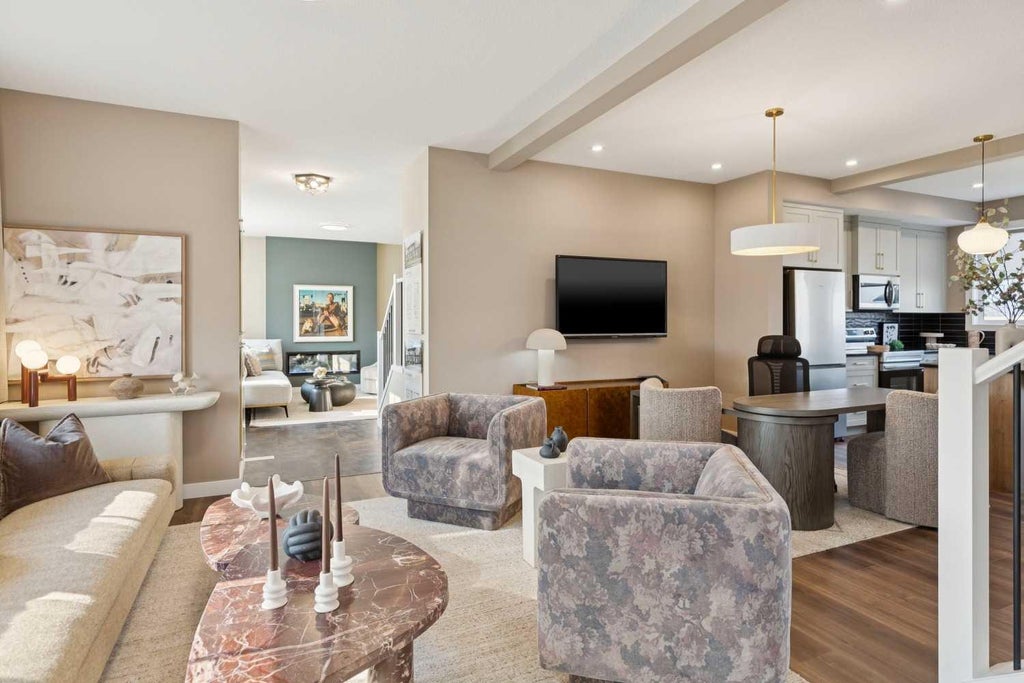 Photo of 254 Southbow Avenue, Cochrane, AB T4C 2S6 (MLS # A2328682)