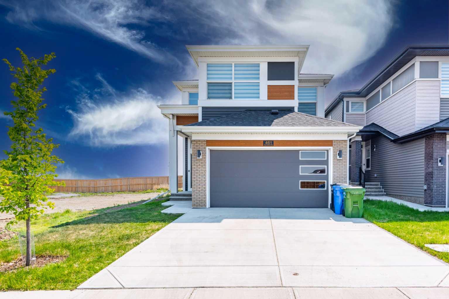 461 CORNER MEADOWS Way NE