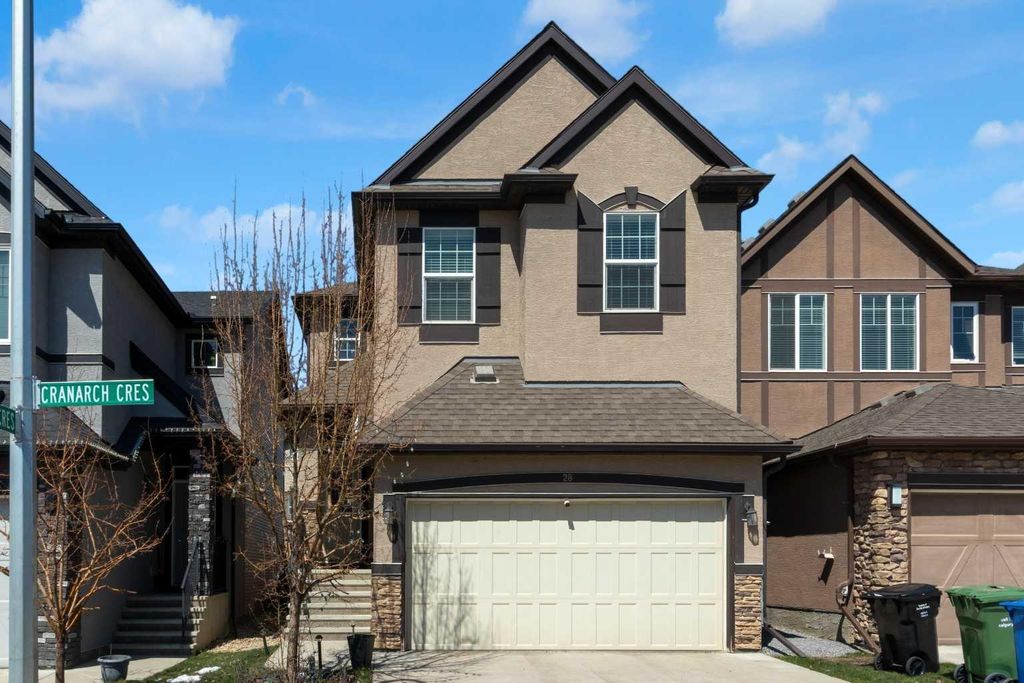 Photo of 28 Cranarch Crescent SE, Calgary, AB T3M 2J2 (MLS # A2306433)