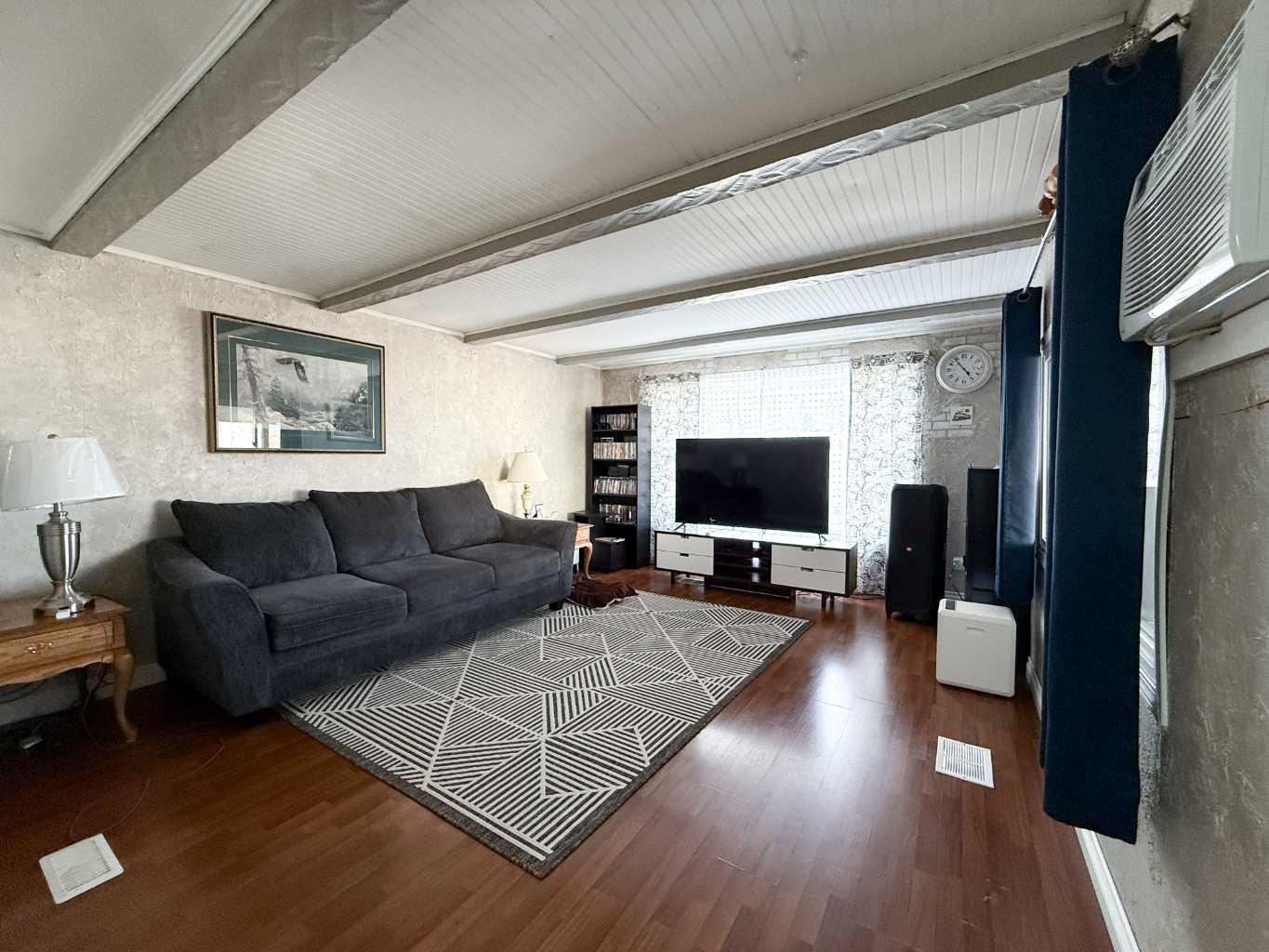 133 Jarvis Street 346