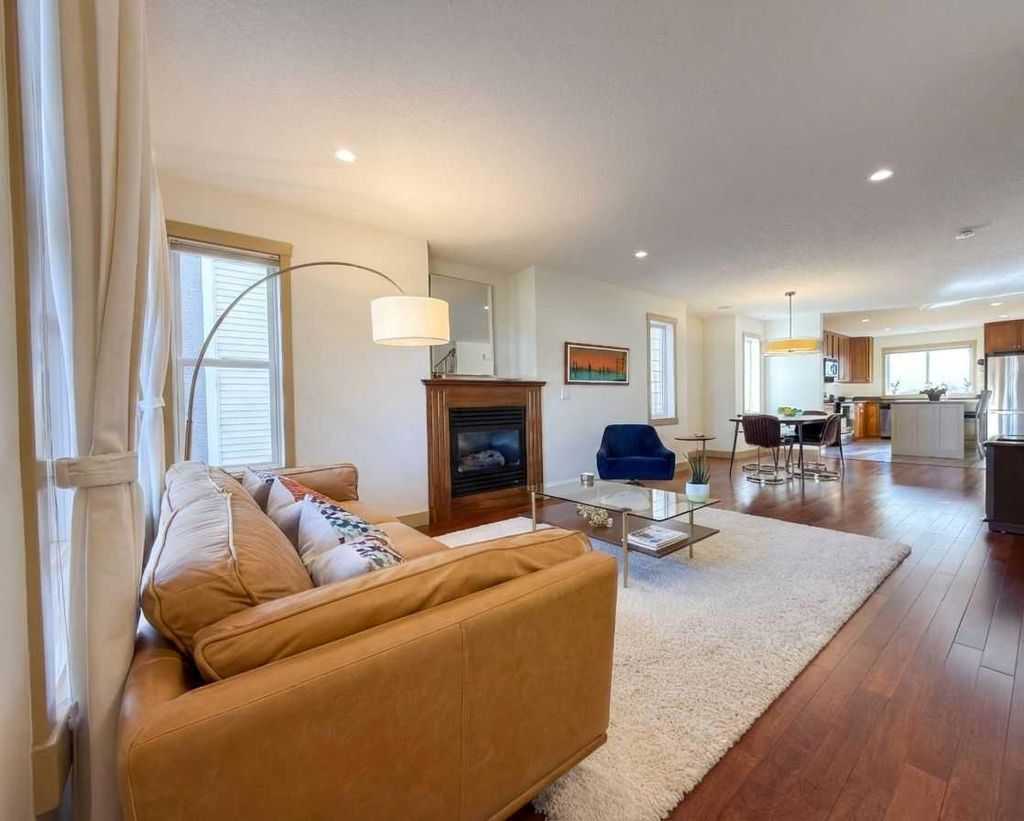 Photo of 129 25 Avenue NE, Calgary, AB T2E 1X9 (MLS # A2281758)