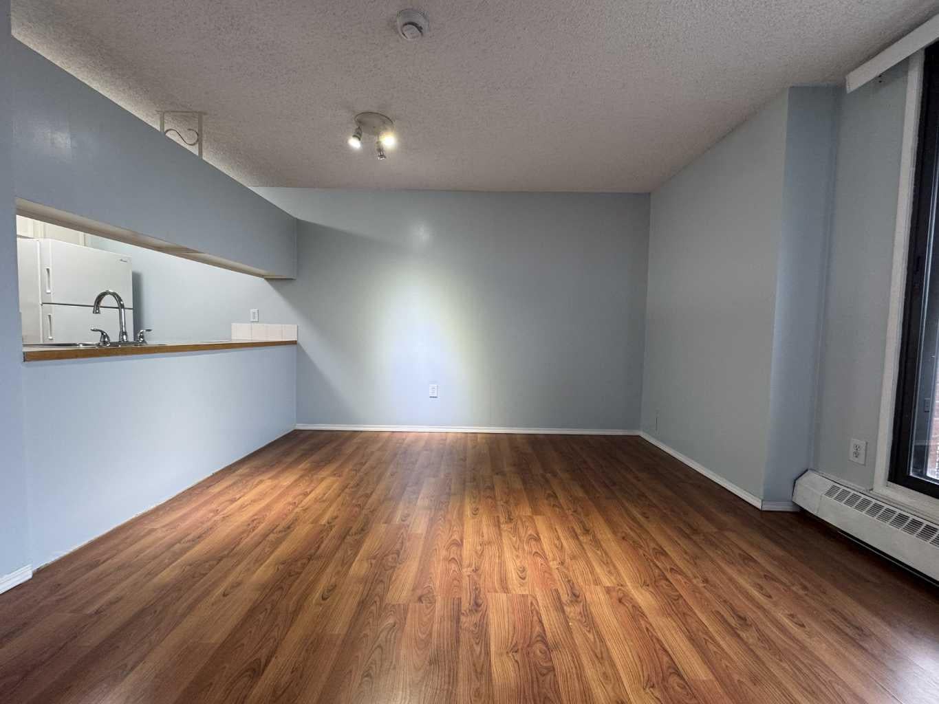 116 3 Avenue SE 802
