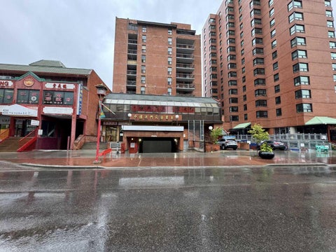 Photo of 116 3 Avenue SE #802, Calgary, AB T2G 5A9 (MLS # A2336709)