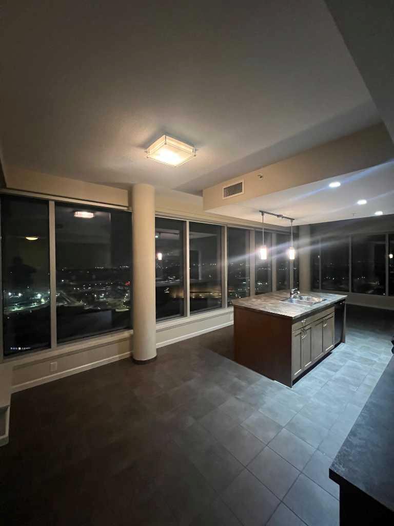 211 13 Avenue SE 2607