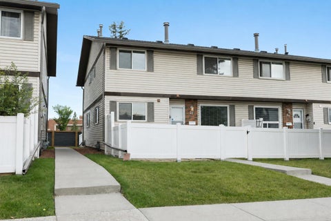 Photo of 740 Bracewood Drive SW #22, Calgary, AB T2W 3N3 (MLS # A2340325)