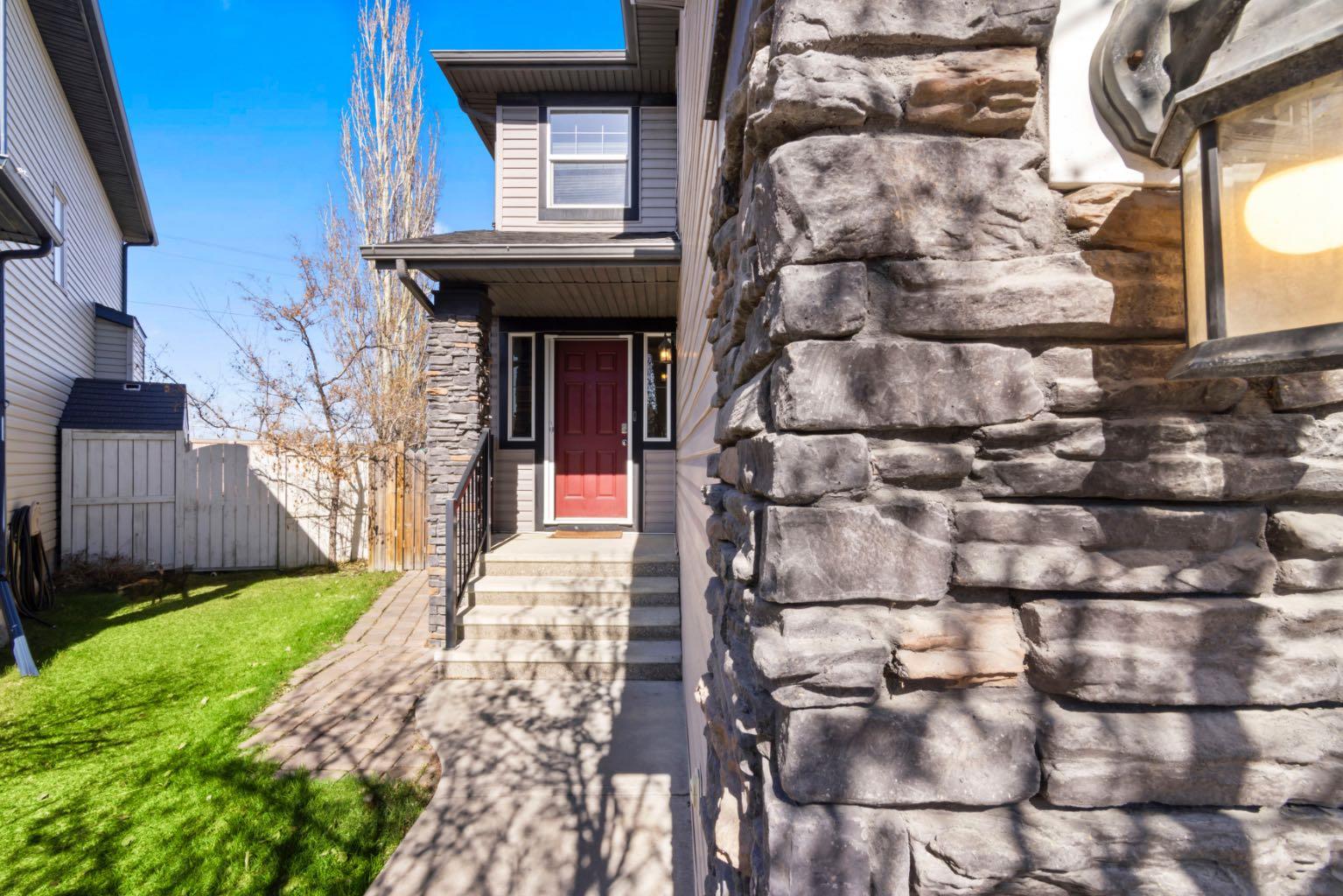 155 Chapalina Mews SE