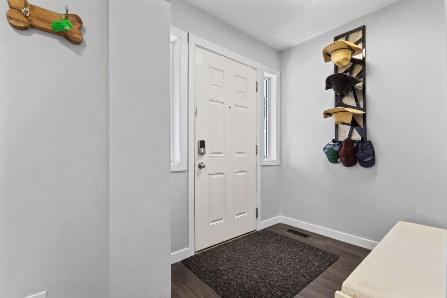 155 Chapalina Mews SE