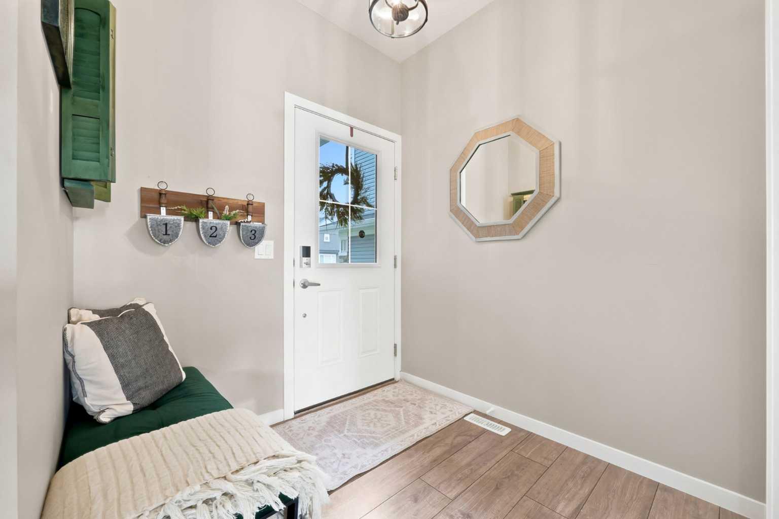 91 Emberside Garden