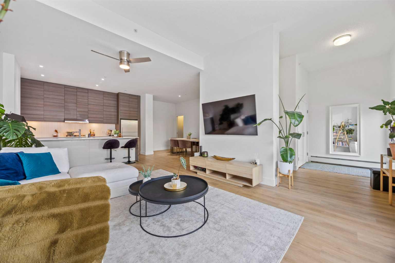 1501 6 Street SW 105