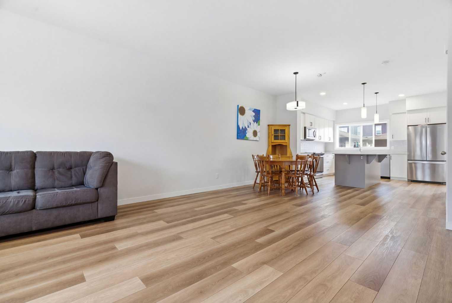 80 Legacy Reach Crescent SE