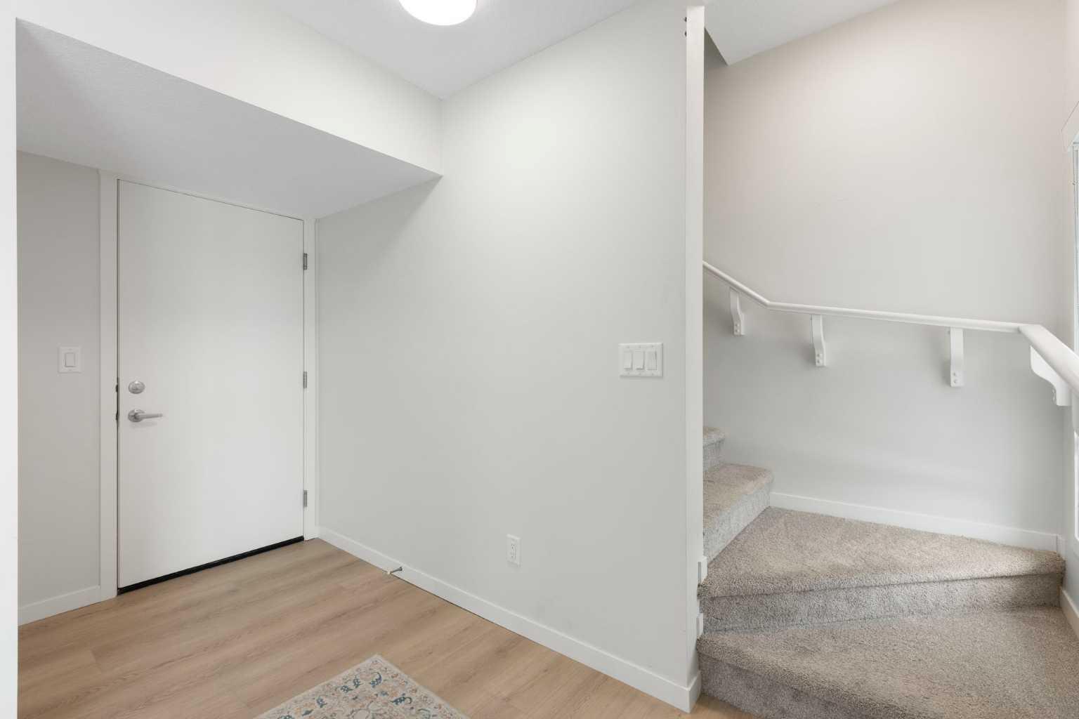 20295 Seton Way SE 608