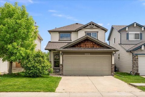 Photo of 16006 Everstone Road SW, Calgary, AB T2Y 4E6 (MLS # A2317919)
