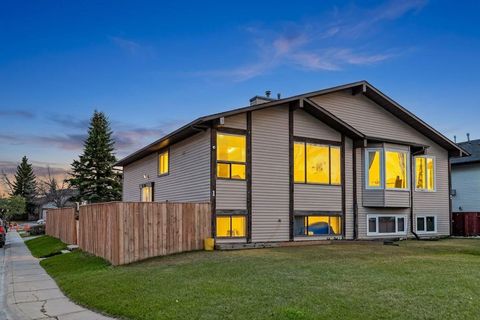 Photo of 1 Templemont Road NE, Calgary, AB T1Y 5A2 (MLS # A2309281)