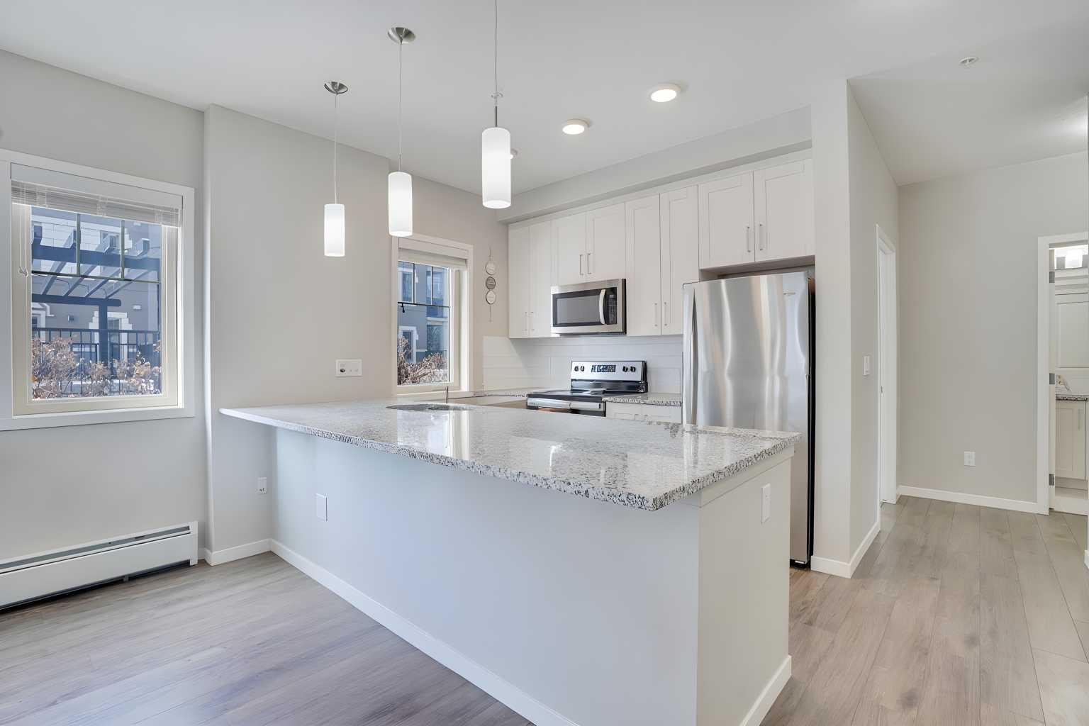 30 MAHOGANY Mews SE 103