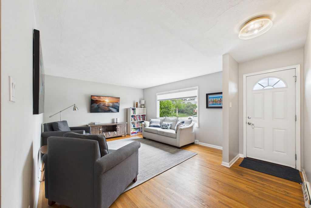 119 Ferncliff Crescent SE
