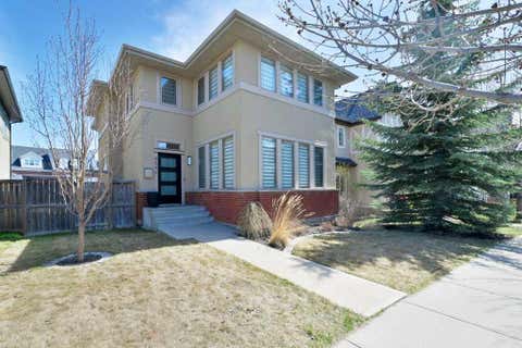 Photo of 5542 Henwood Street SW, Calgary, AB T3E 6Z3 (MLS # A2308400)