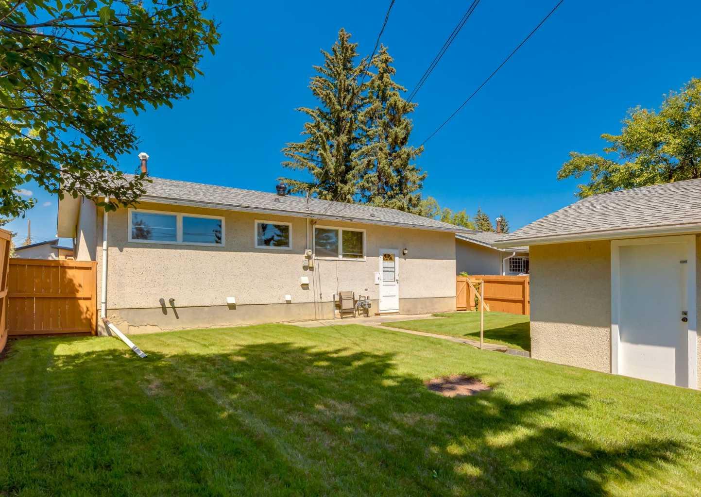 5615 Lodge Crescent SW