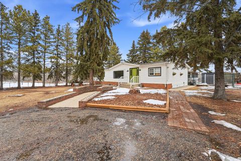 40029 Range Road 25-5 Rural Lacombe County AB T4L 2N4