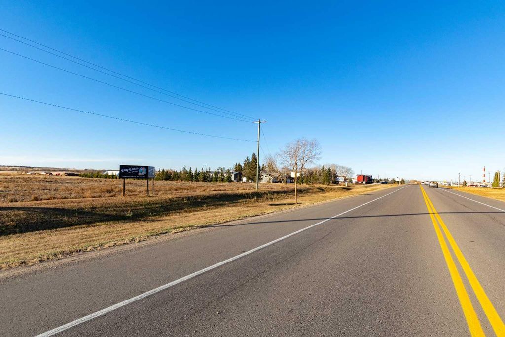 Photo of 4204 38A Street Close, Rural Stettler No. 6, County of, AB T0C 2L0 (MLS # A2266443)