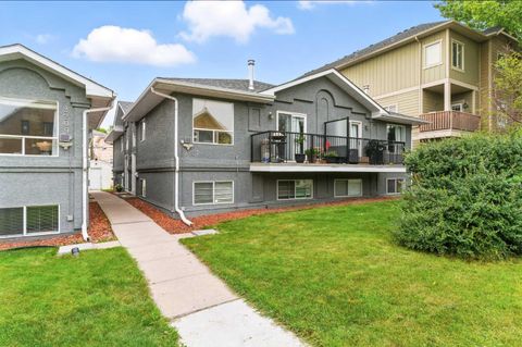 2207 28 Street SW 2 Calgary AB T3E 2H5