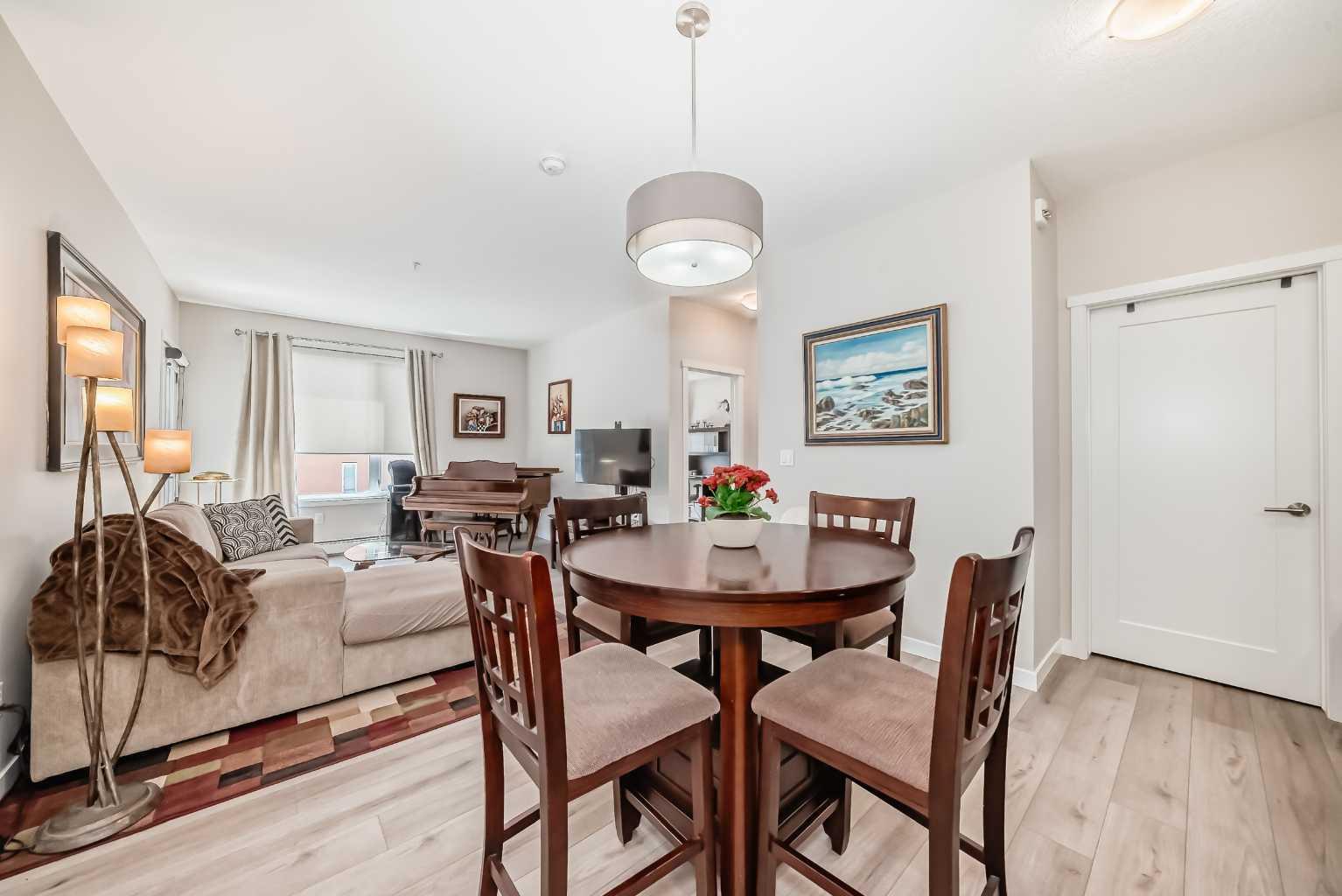 30 Shawnee Common SW 402