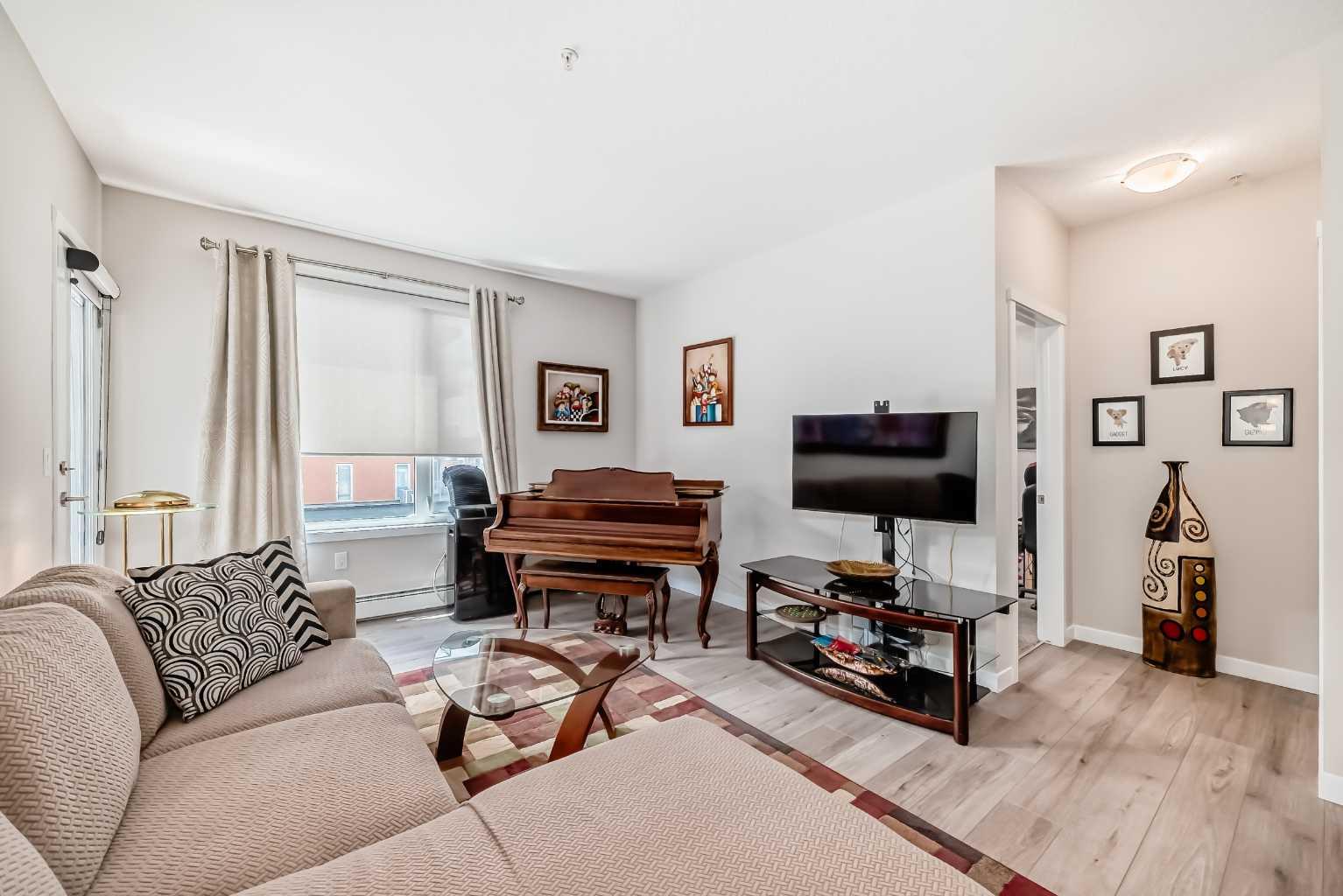 30 Shawnee Common SW 402