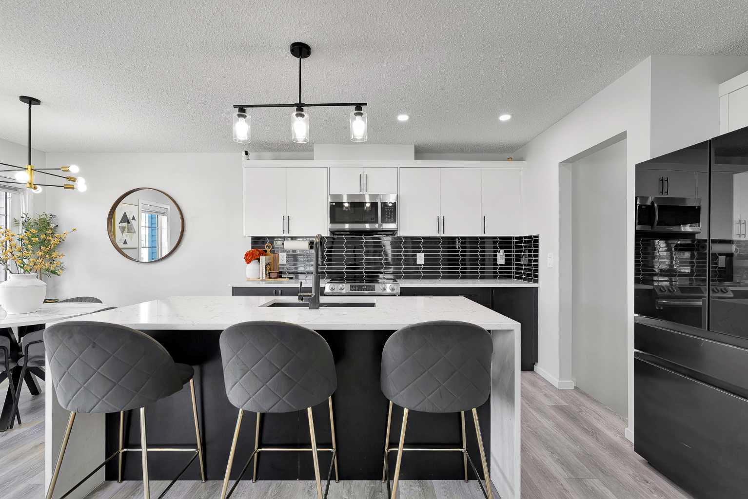 11 Carringham Way NW