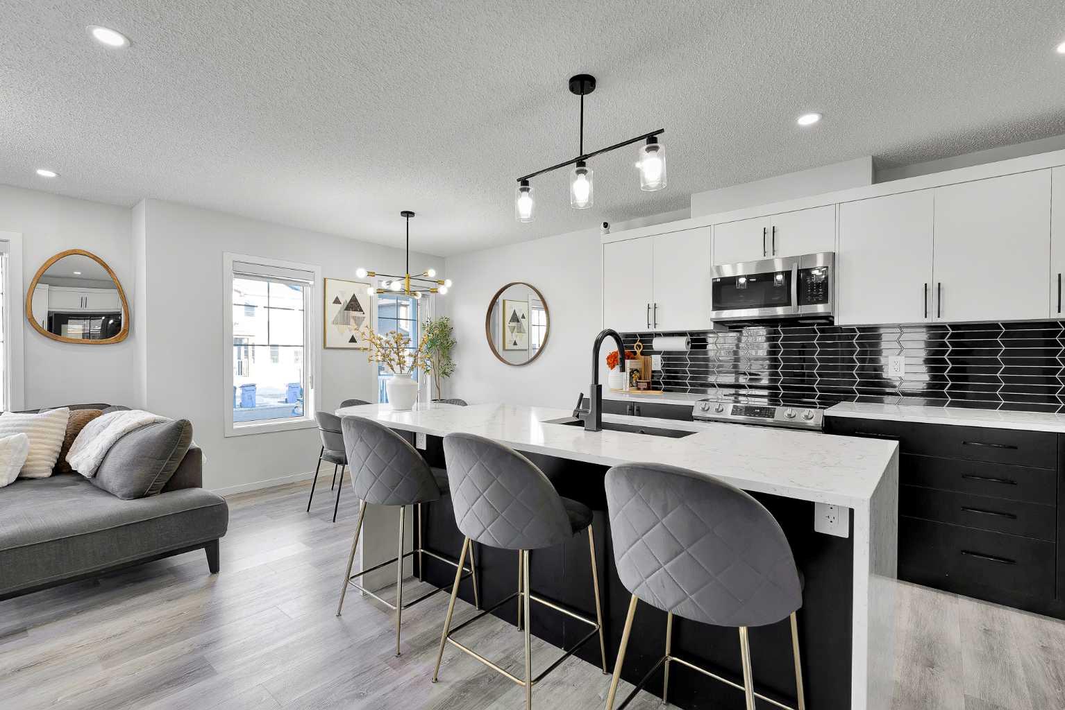 11 Carringham Way NW