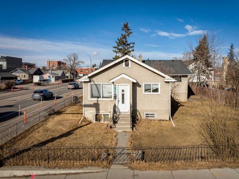 Photo of 1302 11 Avenue SE, Calgary, AB T2G 0Z5 (MLS # A2295225)