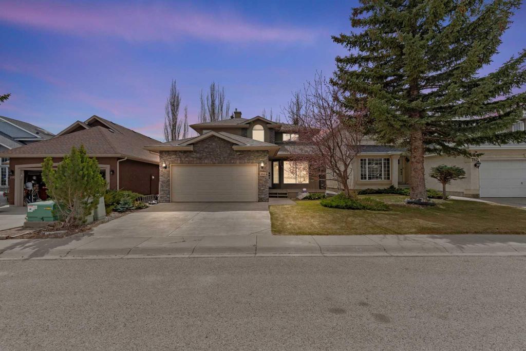 Photo of 186 Mt Assiniboine Circle SE, Calgary, AB T2Z 2N6 (MLS # A2310185)