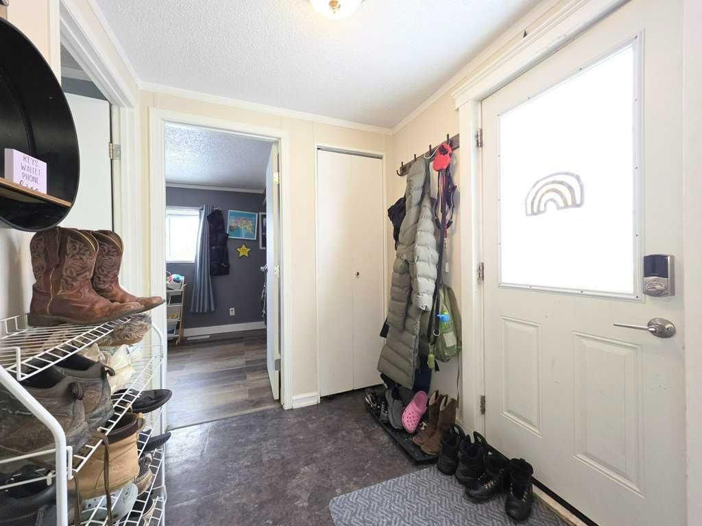 Photo of 500 8 Street SW, Slave Lake, AB T0G 2A4 (MLS # A2295432)