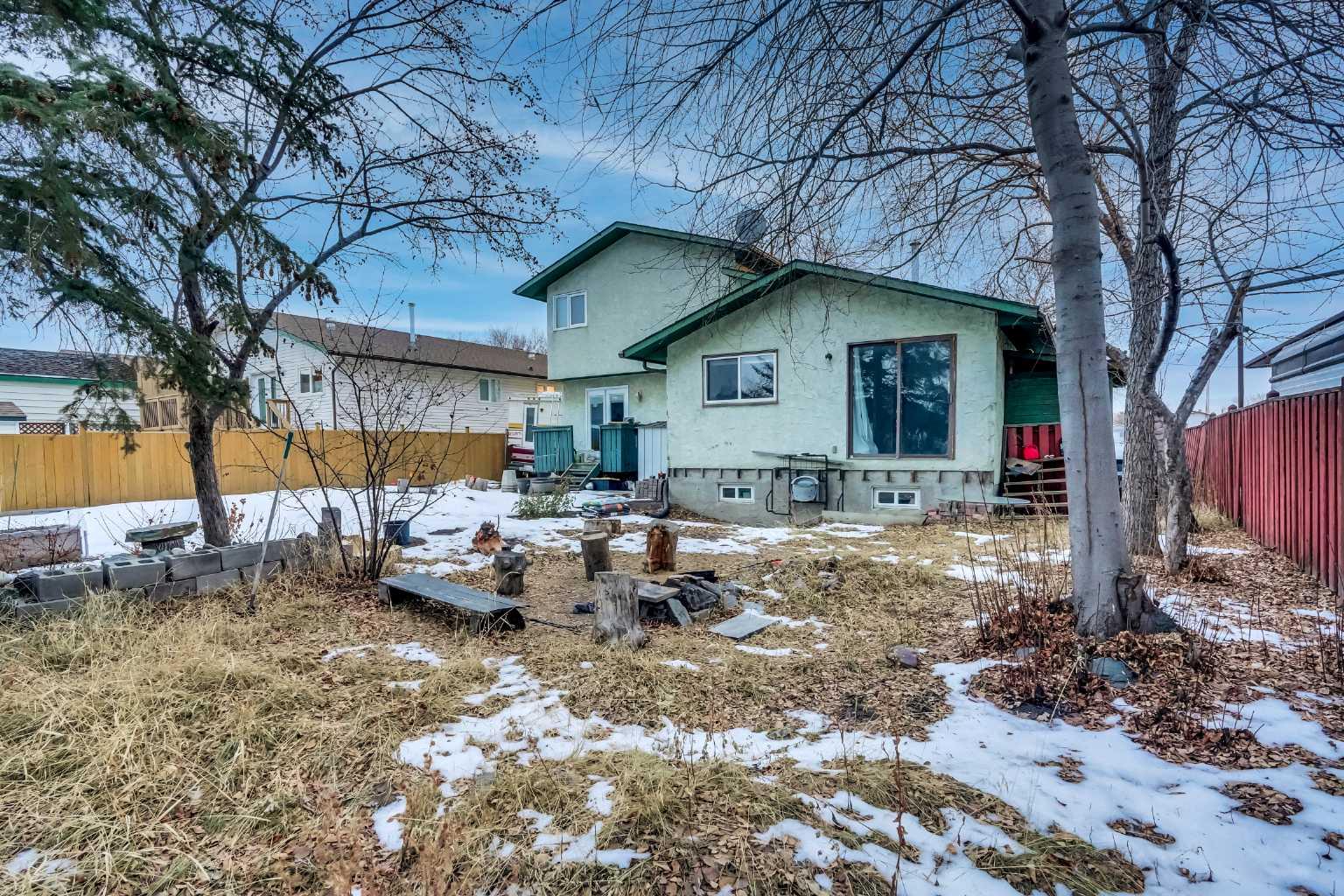 190 Whitefield Drive NE