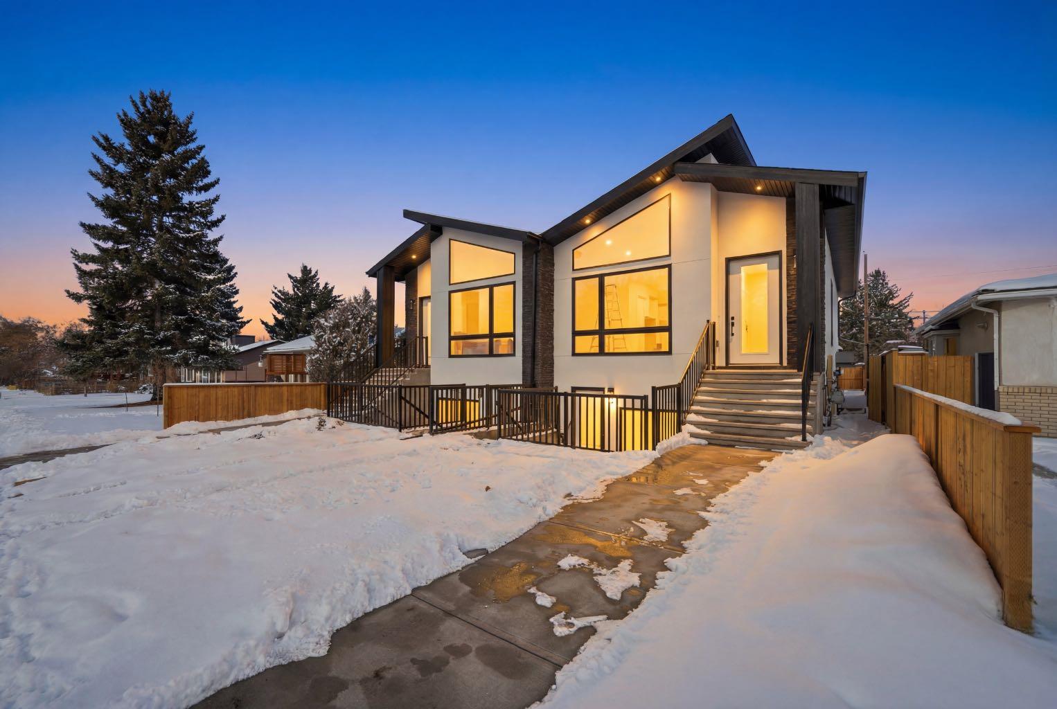 8518 & 8520 33 Avenue NW