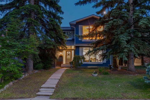 Photo of 384 Midvalley Drive SE, Calgary, AB T2X 1M7 (MLS # A2323933)