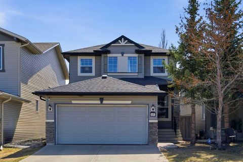 Photo of 69 Everoak Circle SW, Calgary, AB T2Y 0A1 (MLS # A2307673)