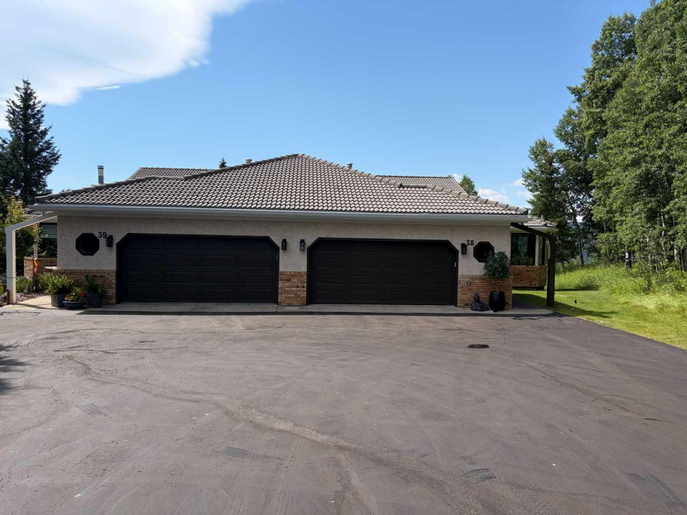 38 Sunrise Way