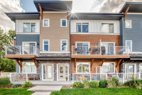Photo of 111 Rainbow Falls Gate #2, Chestermere, AB T1X 0Z4 (MLS # A2338372)