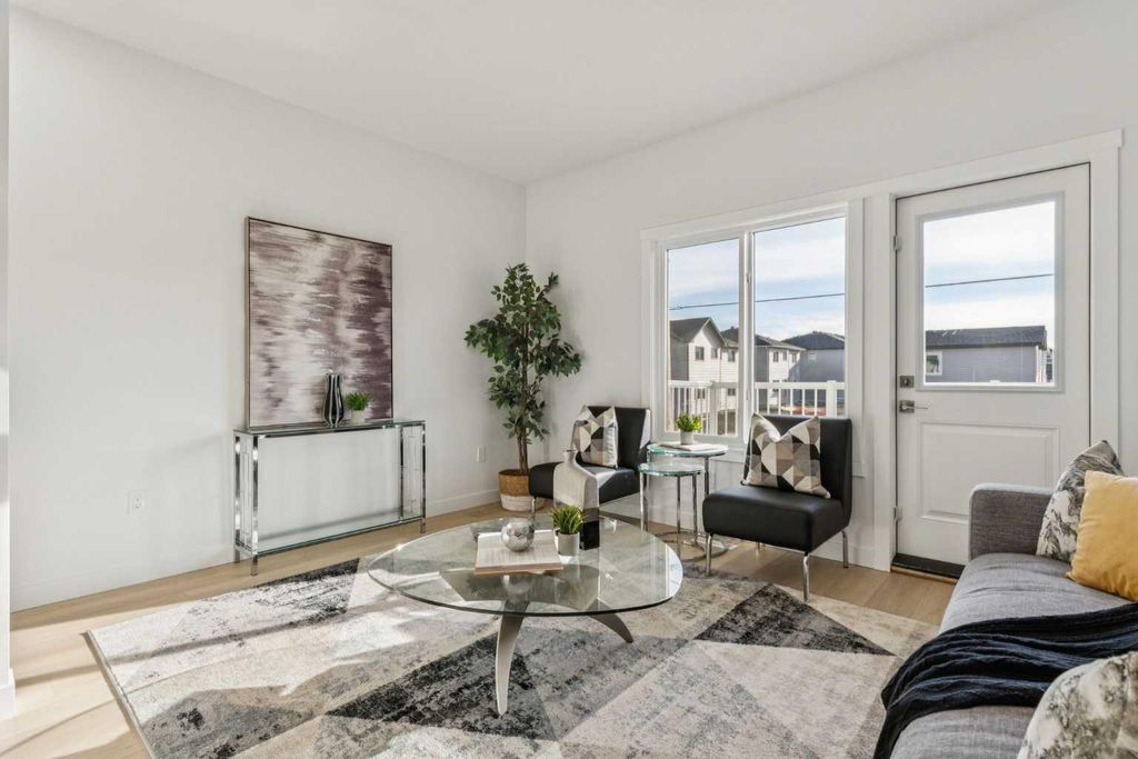 Photo of 95 Saddlecrest Circle NE #204, Calgary, AB T3J 0Z2 (MLS # A2283449)