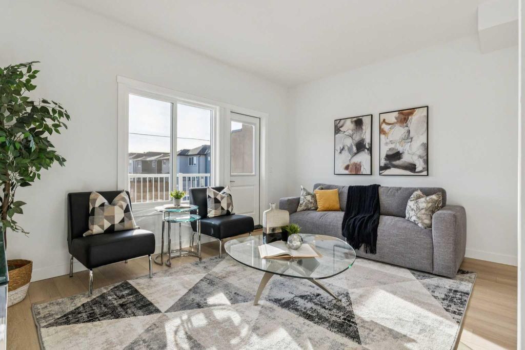 Photo of 95 Saddlecrest Circle NE #204, Calgary, AB T3J 0Z2 (MLS # A2283449)