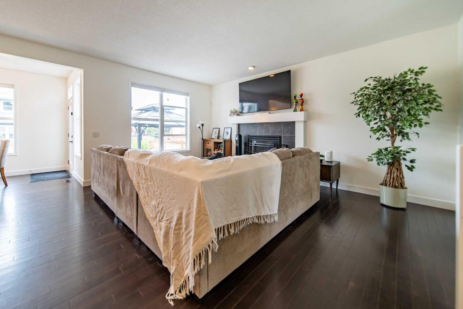 83 Auburn Glen Lane SE