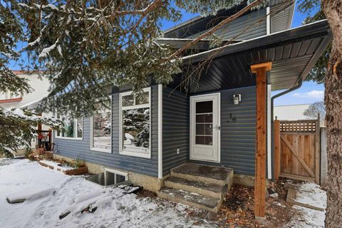 16 Cedarwood Rise SW Calgary AB T2W 3H9