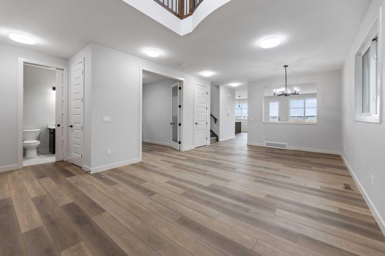 284 Savanna Drive NE