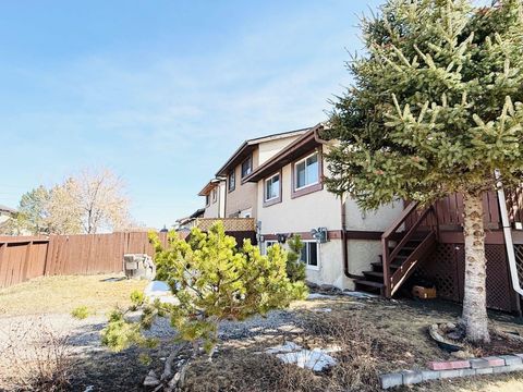 Photo of 15 Pinecliff Close NE, Calgary, AB T1Y 4N3 (MLS # A2302671)