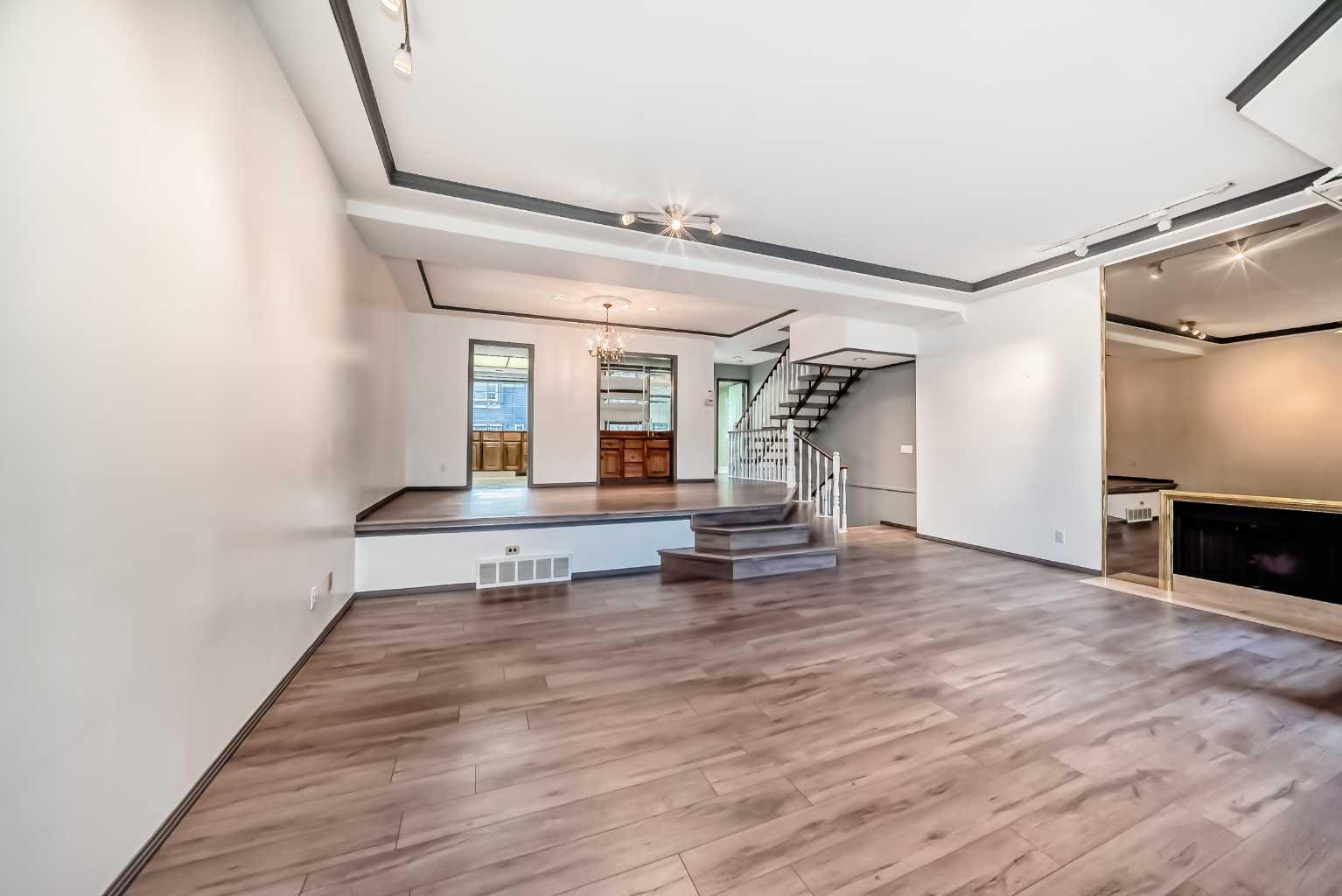 4037 42 Street NW 280