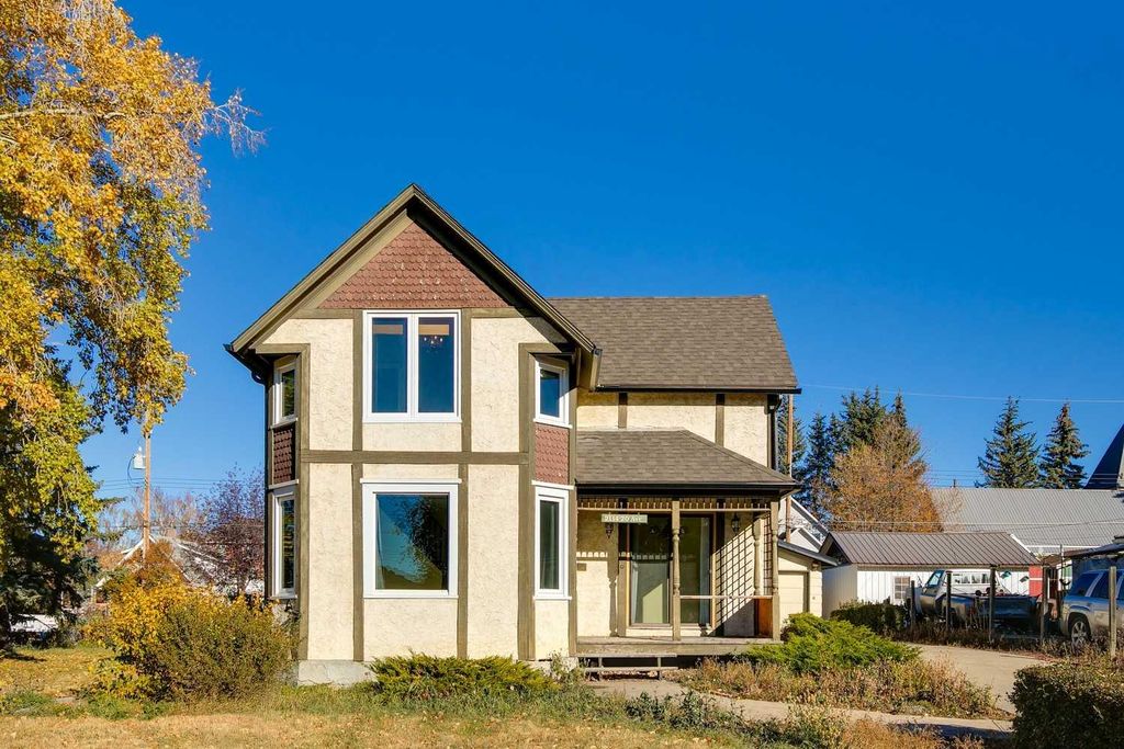 Photo of 2114 20 Avenue, Didsbury, AB T0M 0W0 (MLS # A2265344)