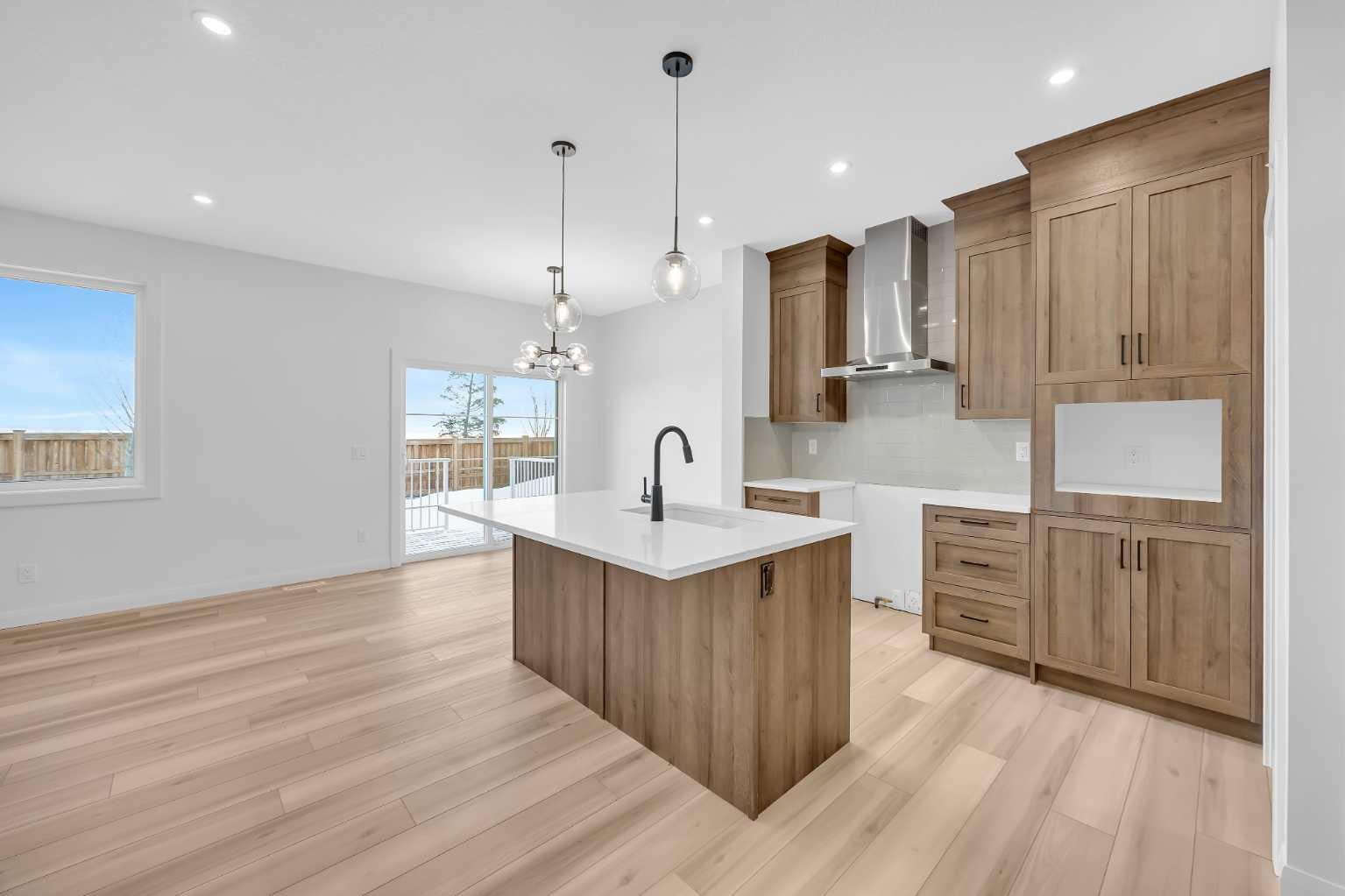 142 Northern Lights Crescent